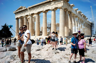 Yüksek sezonda yerli turistin geceleme sayısı geriledi