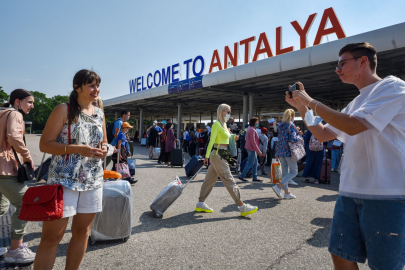 Ruslar Dubai ve Balkanlar’a kaydı, Almanlar atağa geçti...