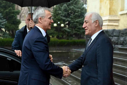 Ermenistan Cumhurbaşkanı Haçaturyan, NATO Genel Sekreteri Stoltenberg’i kabul etti