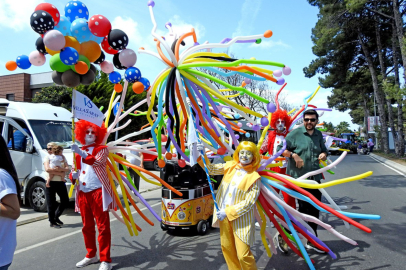 Yüzbinlerce kişi Alaçatı Ot Festivalinde buluştu