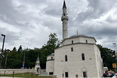 Bosna Hersek’te Arnaudiye Camii yeniden ibadete açıldı