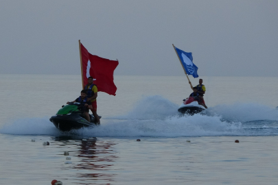 Plajlara mavi bayraklar çekildi, turizm sezonu başladı