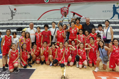 Antalya Palmiye Spor Kulübü'nden Üstün Başarı: U10K'da Şampiyonluk, U11K'da İkincilik