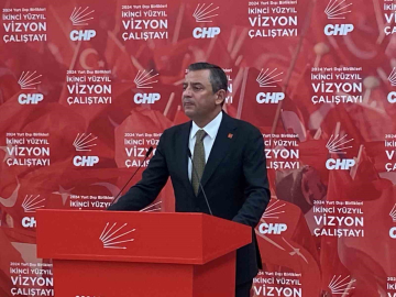 CHP Genel Başkanı Özel:   “Avrupa’da aşırı sağın yükselmesinden endişe duyuyorum”