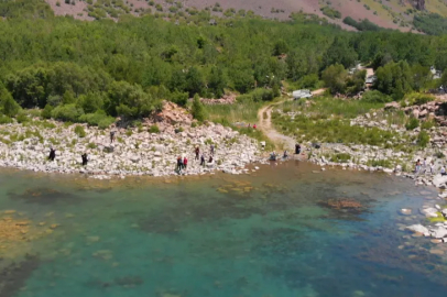 Nemrut Crater Lake Hosts Domestic and Foreign Tourists