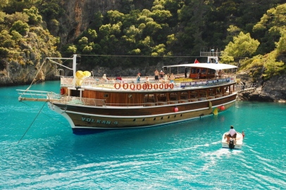 “İnsanlarda para yok. Geçen seneki turizm bu sene yok”