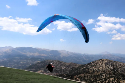 The excitement of the Paragliding World Cup has begun in the skies of Çameli