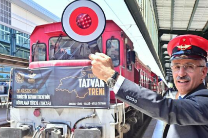 Turistik Tatvan treni yola çıktı