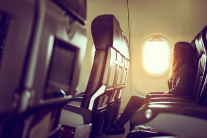 10 Tips to Make Long Flights Easier