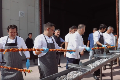 Gaziantep’te 500 kebap ustası, 2,5 kilometre uzunluğunda kebap yapacak