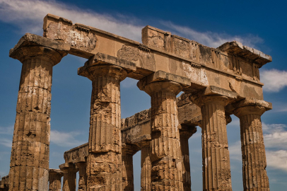 2 million year old columns were protected in Urfa