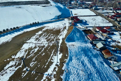 Kar Eksikliği Ağrı Küpkıran'da Kayak Sezonunu Erteledi