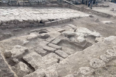 Kastabala'da Arkaik Dönemden Daha Eski Kalıntılar Bulundu