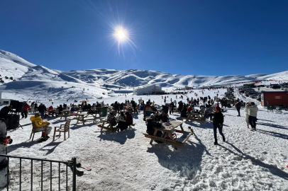 Denizli Kayak Merkezi Sezona Büyük İlgiyle Başladı