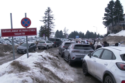 Uludağ’da Sömestr Öncesi Otopark Çilesi