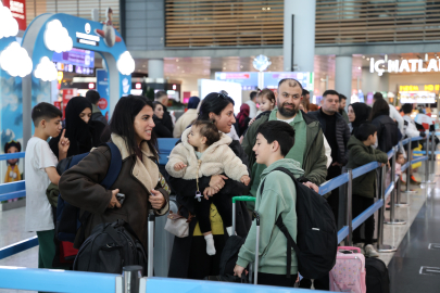 Yarıyıl Tatili Başladı, İstanbul Havalimanı Doldu