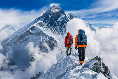 Everest'e Tırmanış İznine Rekor Zam